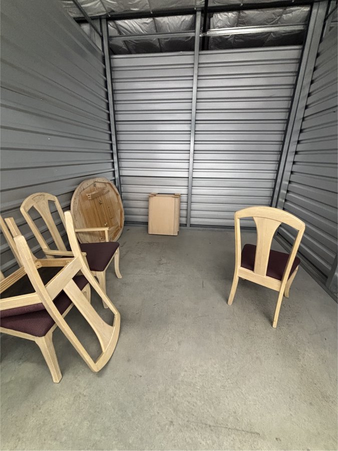 10 x 10 storage unit in Sugar Land, TX
