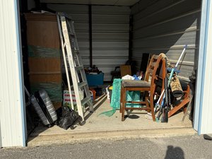 10 x 15 storage unit in Lebanon, TN