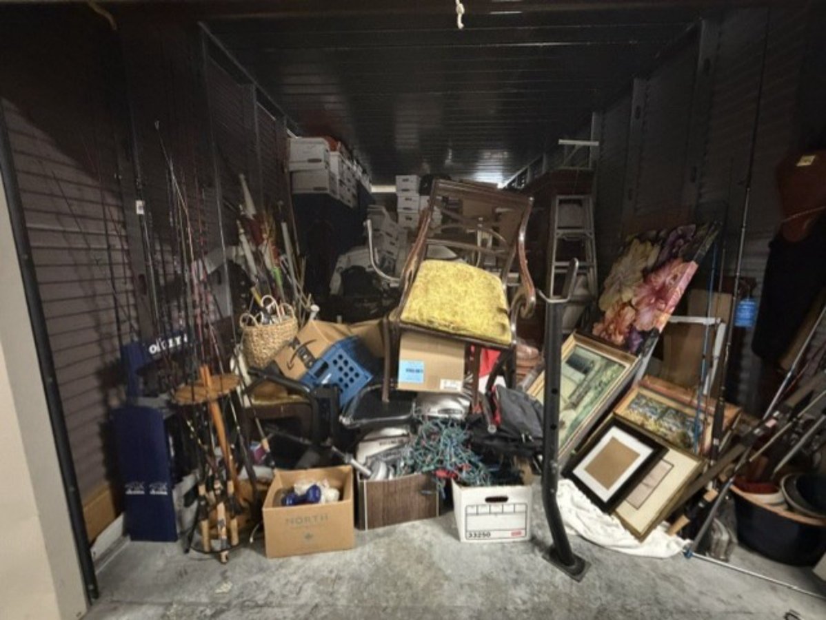 10 x 20 storage unit in Palm City, FL