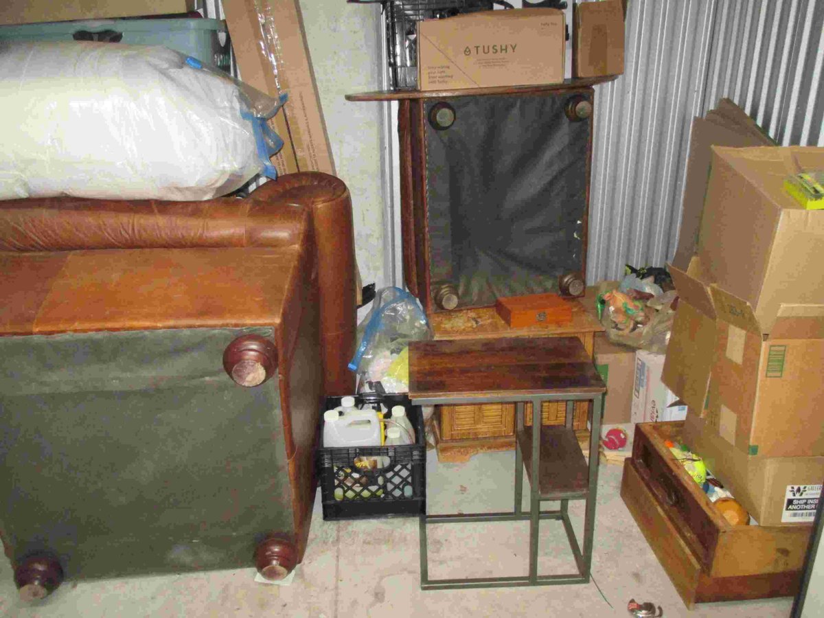 5 x 10 storage unit in Royal Palm Beach, FL