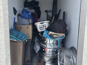 5 x 10 storage unit in Palmetto, FL