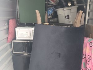 5 x 10 storage unit in Riverview, FL