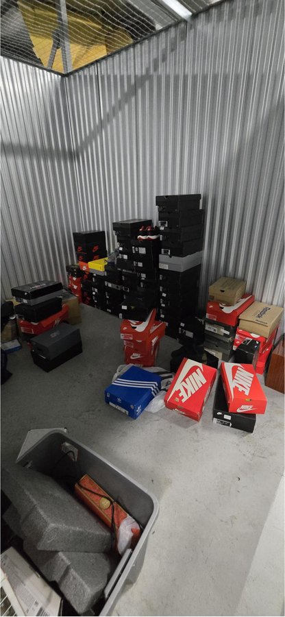 10 x 10 storage unit in Jacksonville, FL
