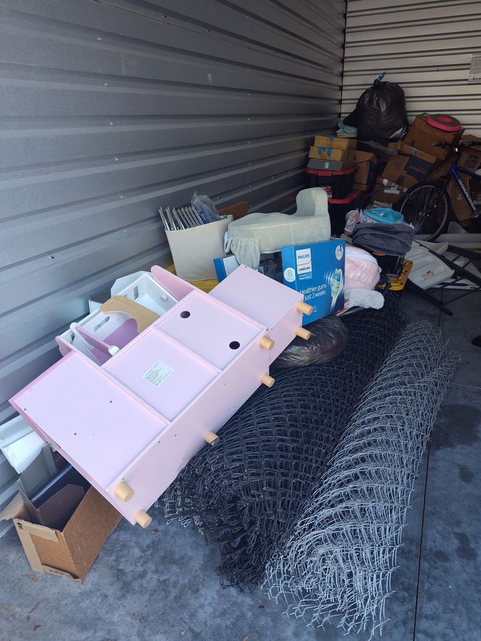 10 x 20 storage unit in Riverview, FL