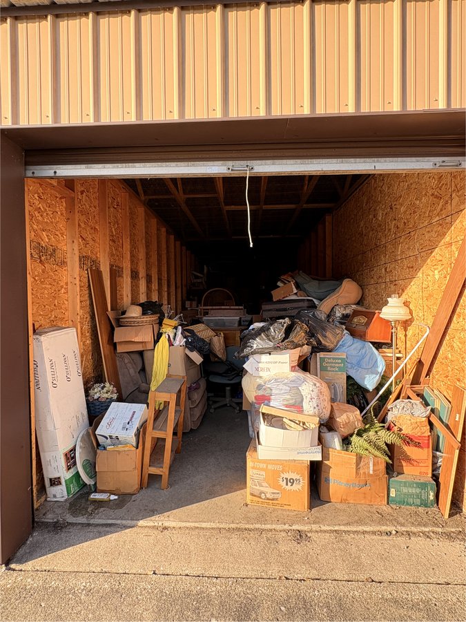 10 x 30 storage unit in Temperance, MI