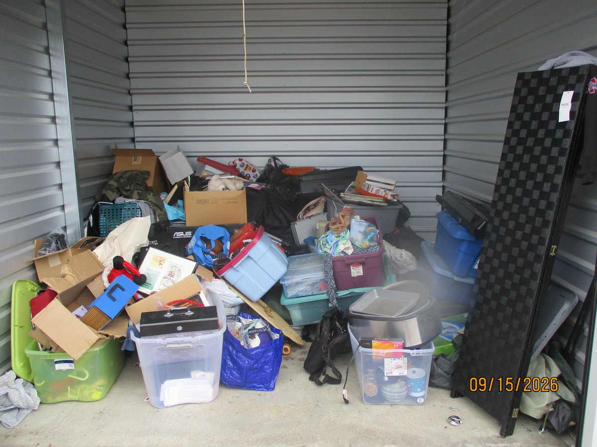 10 x 10 storage unit in Omaha, NE