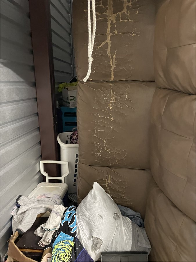 5 x 10 storage unit in Riverview, FL
