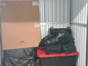 5 x 5 storage unit in Bloomfield, CT