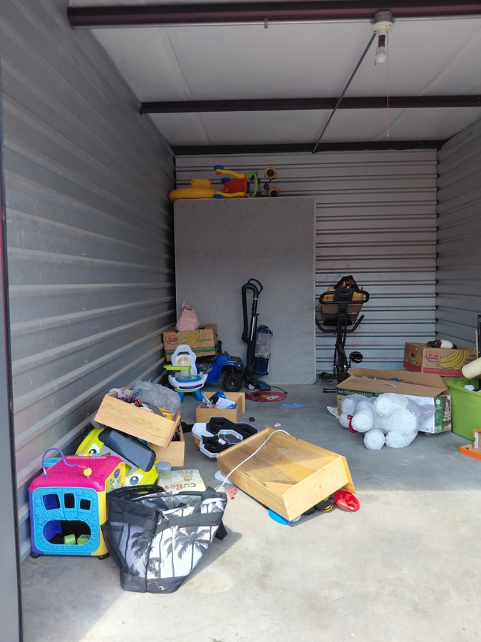10 x 15 storage unit in Victoria, TX