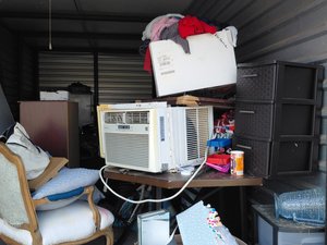 10 x 25 storage unit in Victoria, TX