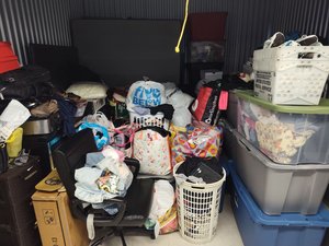 10 x 10 storage unit in Tampa, FL