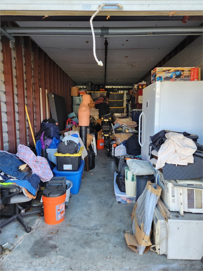 10 x 25 storage unit in Jamesburg, NJ