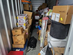 5 x 15 storage unit in Jamesburg, NJ