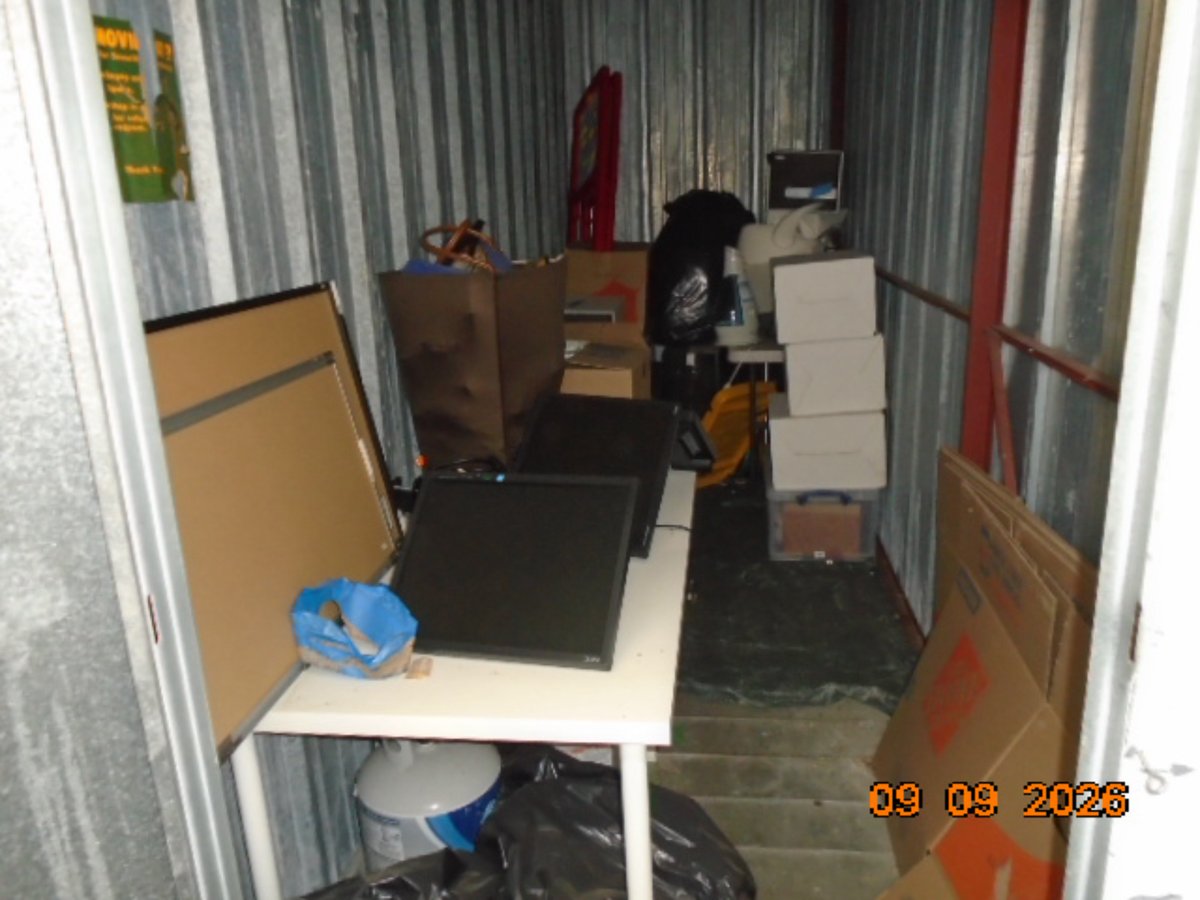 5 x 15 storage unit in Linden, NJ