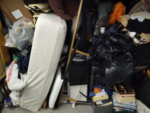 10 x 10 storage unit in Tampa, FL