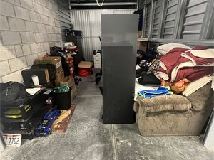 10 x 15 unit in Langhorne