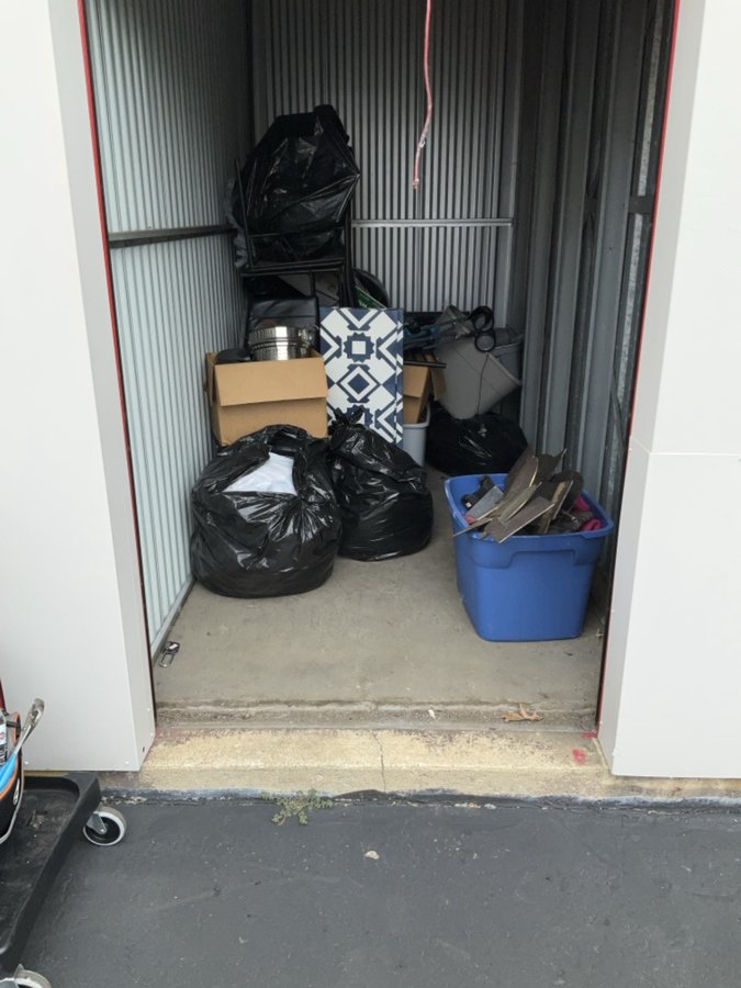 5 x 10 storage unit in Euclid, OH