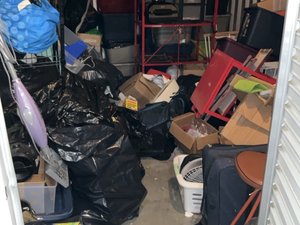 10 x 15 storage unit in Euclid, OH