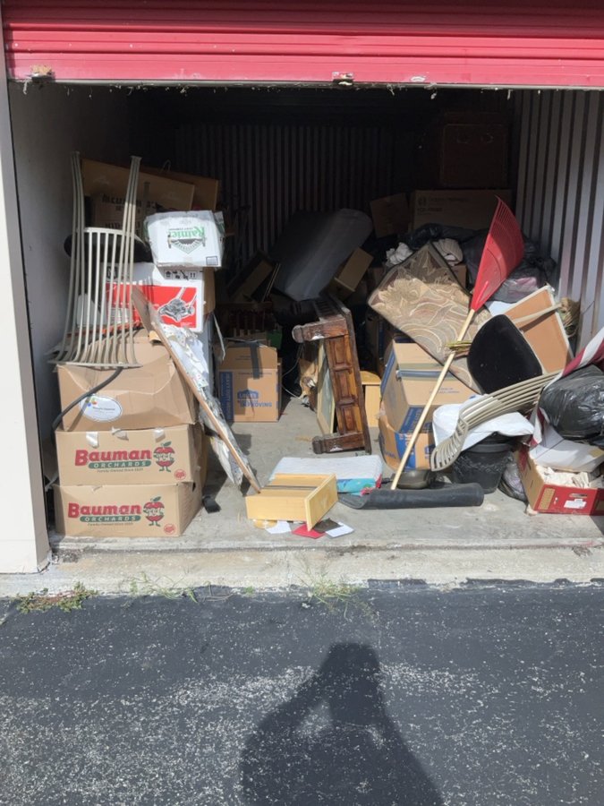 10 x 20 storage unit in Euclid, OH