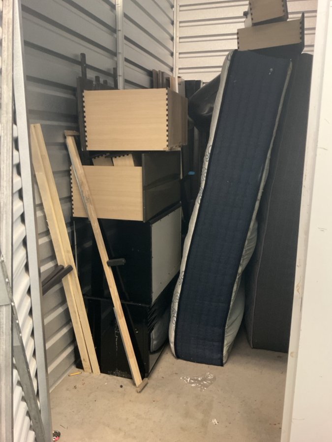 5 x 10 storage unit in South Euclid, OH