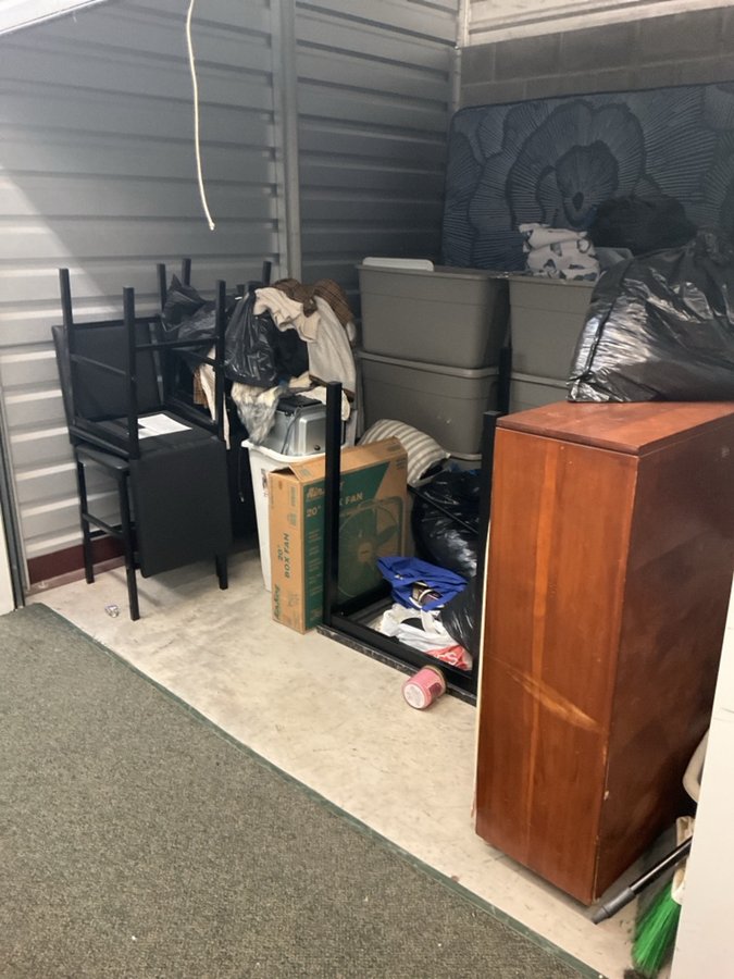 10 x 10 storage unit in South Euclid, OH