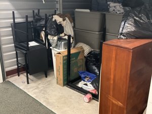 10 x 10 storage unit in South Euclid, OH