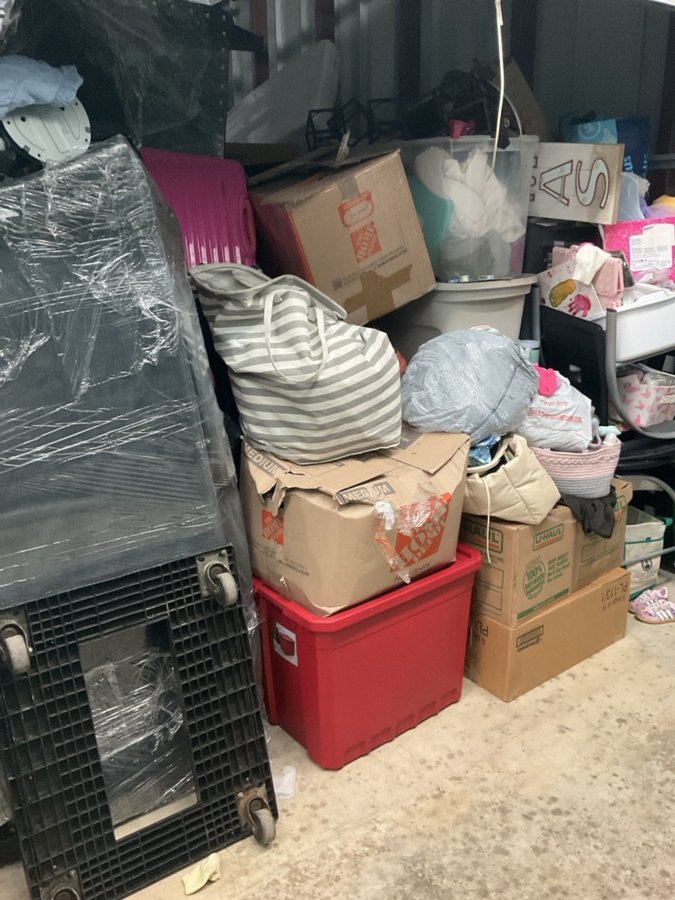 10 x 15 storage unit in South Euclid, OH