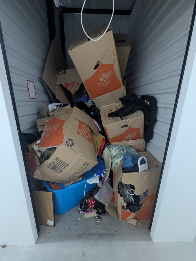 5 x 7 storage unit in Houston, TX