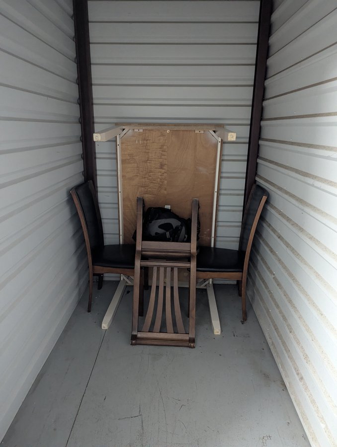 5 x 7 storage unit in Houston, TX