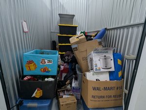 5 x 10 storage unit in Houston, TX