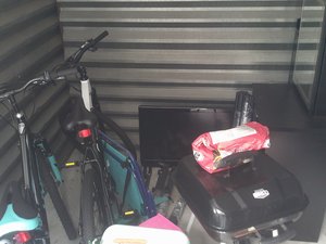 10 x 10 storage unit in Orlando, FL
