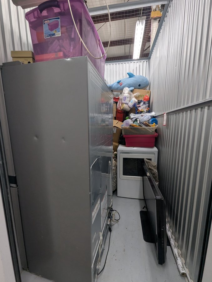 5 x 10 storage unit in Houston, TX