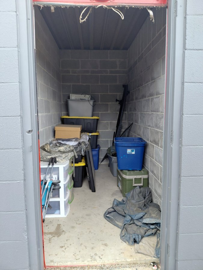 5 x 11 storage unit in Victoria, TX