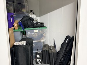 6 x 7 storage unit in Los Angeles, CA