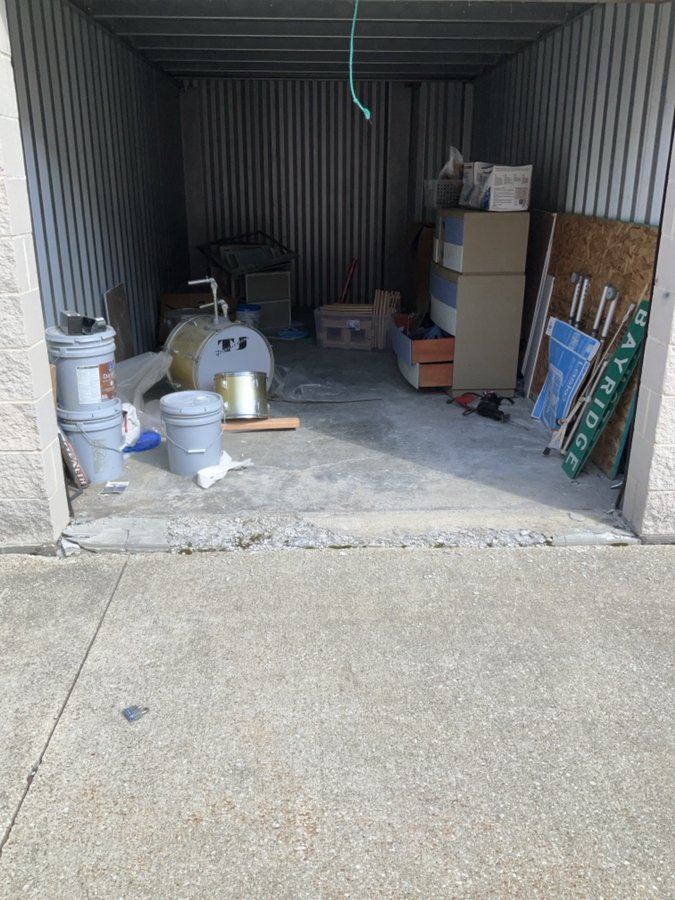 10 x 20 storage unit in Willoughby, OH