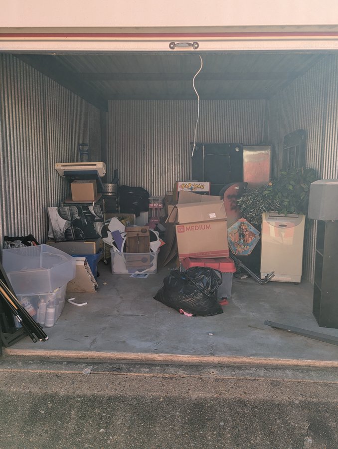 10 x 15 storage unit in Houston, TX