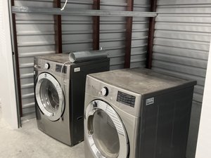 10 x 10 storage unit in Noblesville, IN