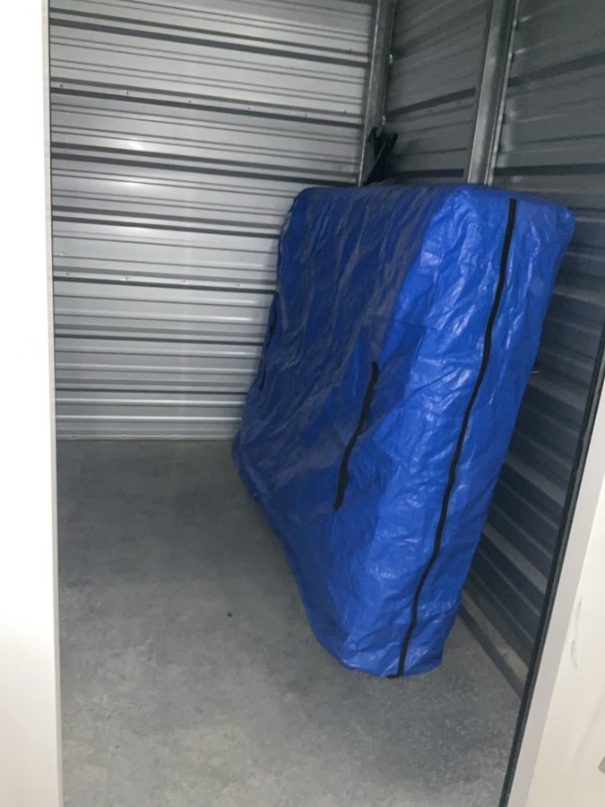 5 x 10 storage unit in Tualatin, OR