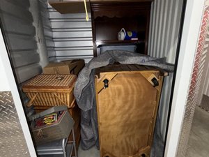 5 x 5 storage unit in North Hollywood, CA