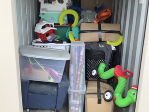 5 x 10 storage unit in Perry, OH