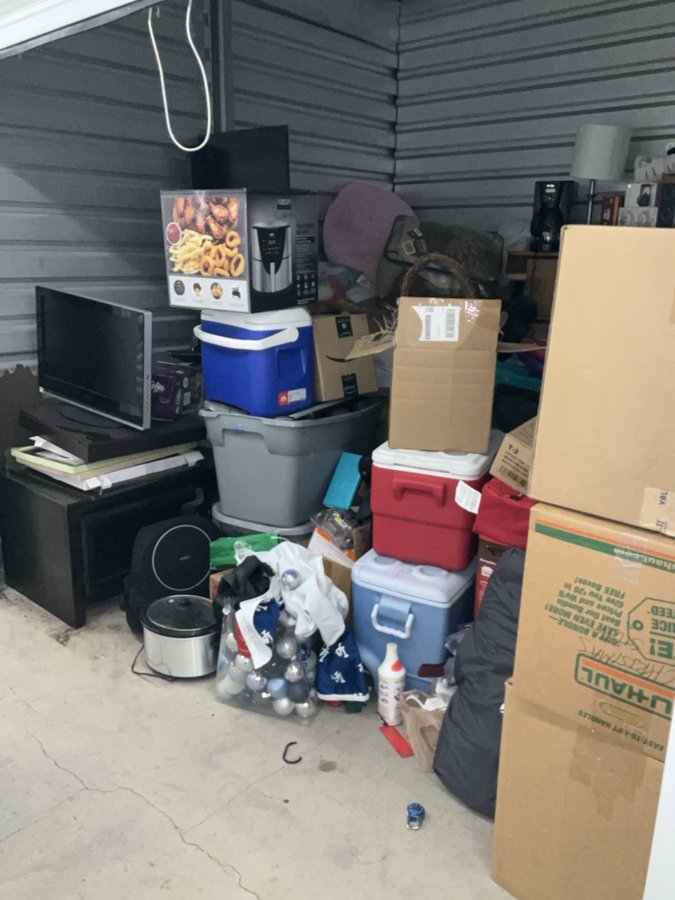 10 x 9 storage unit in Tualatin, OR