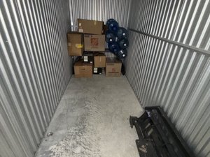 5 x 10 storage unit in North Hollywood, CA