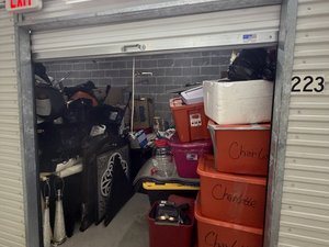 10 x 20 storage unit in Sugar Land, TX