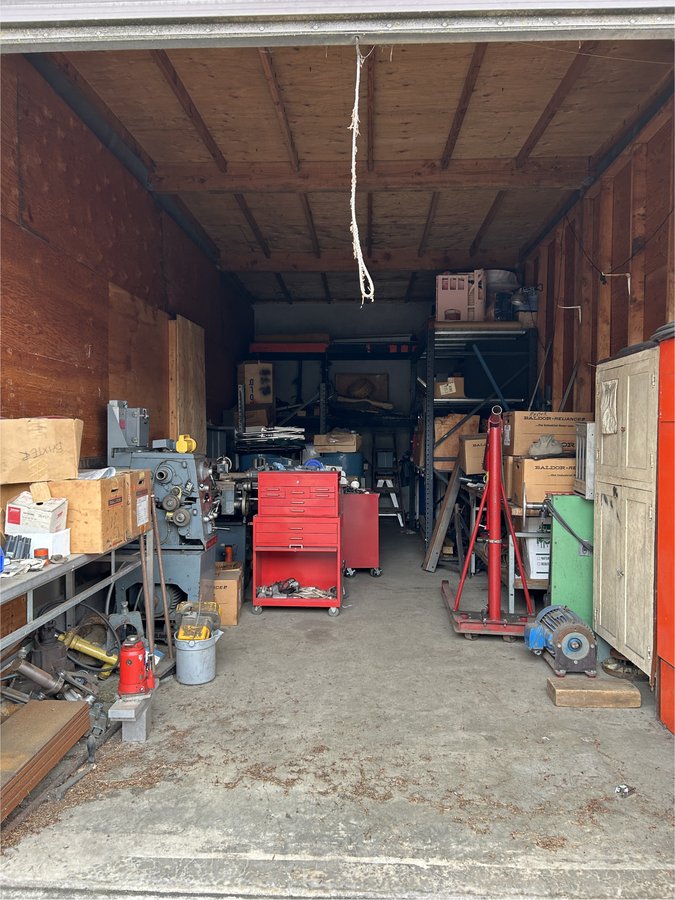 12 x 30 storage unit in Lakewood, WA