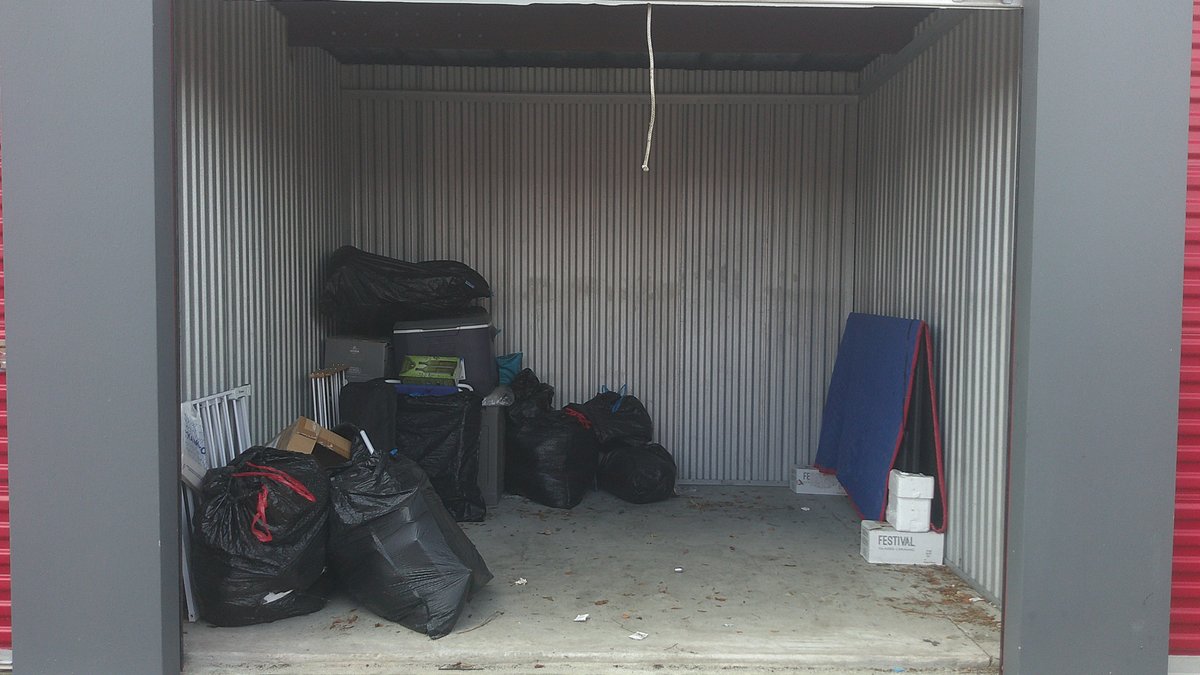 10 x 10 storage unit in Orlando, FL