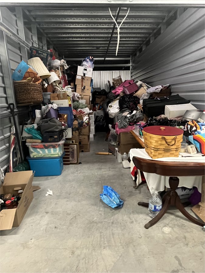 10 x 20 storage unit in Langhorne, PA