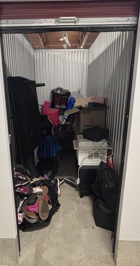 5 x 10 storage unit in Vineland, NJ