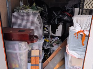 5 x 10 storage unit in Tampa, FL