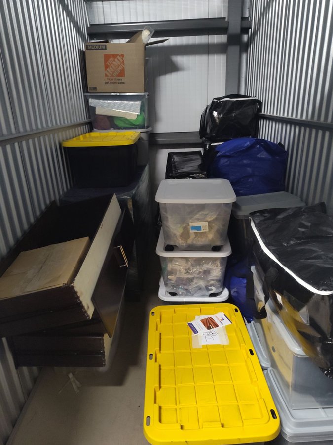 5 x 10 storage unit in Land O Lakes, FL