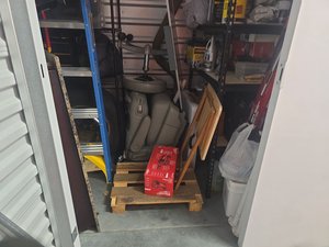 10 x 5 storage unit in Maineville, OH
